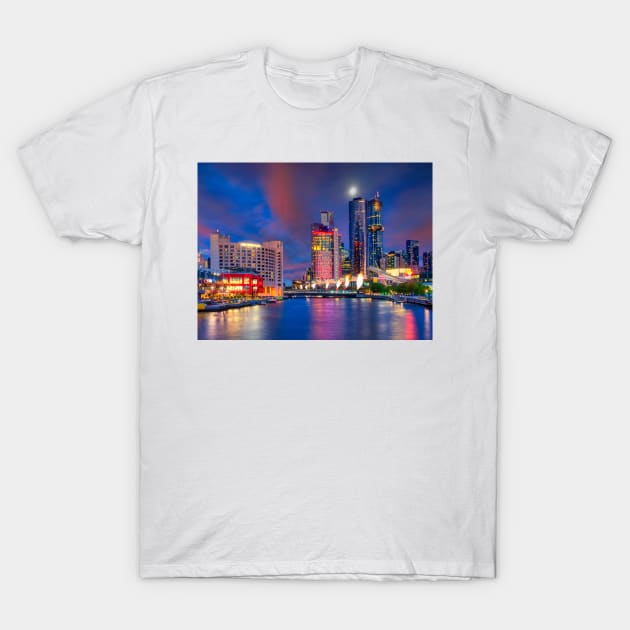 Melbourne Southbank twilight T-Shirt by dags